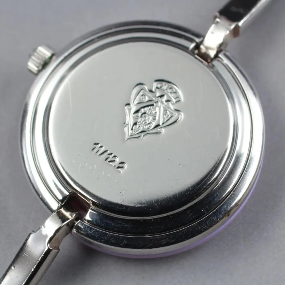 Gucci Luxury Vintage Silver Bracelet Watch complete set SWISS MADE Quartz
